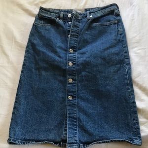 Everlane denim pencil skirt